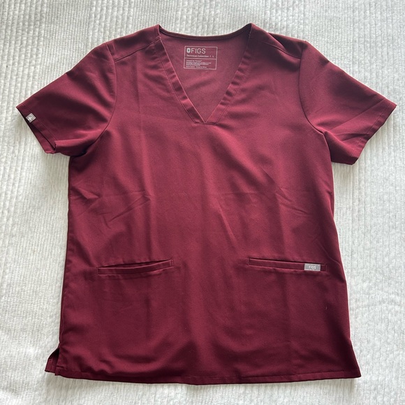 Figs Tops - Figs: Burgundy Casma Three-Pocket Scrub Top